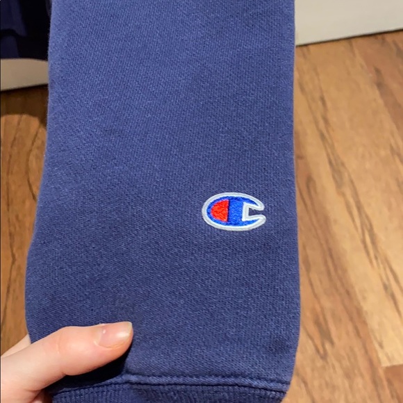 CHAMPION NAVY BLUE HOODIE - Picture 2 of 3